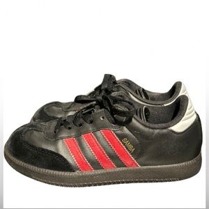 Boys Adidas Samba Red Black Sneakers Size 2.5
